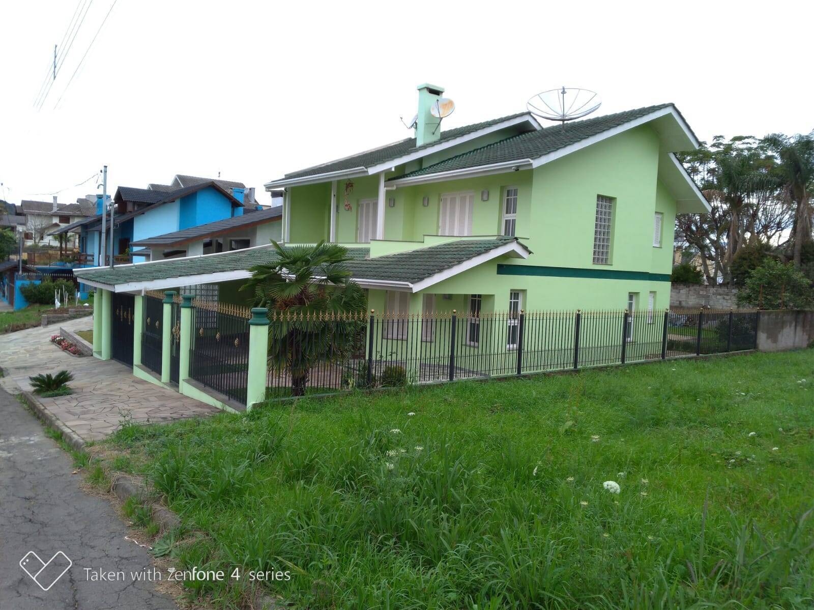 #289 - Casa para Venda em Flores da Cunha - RS