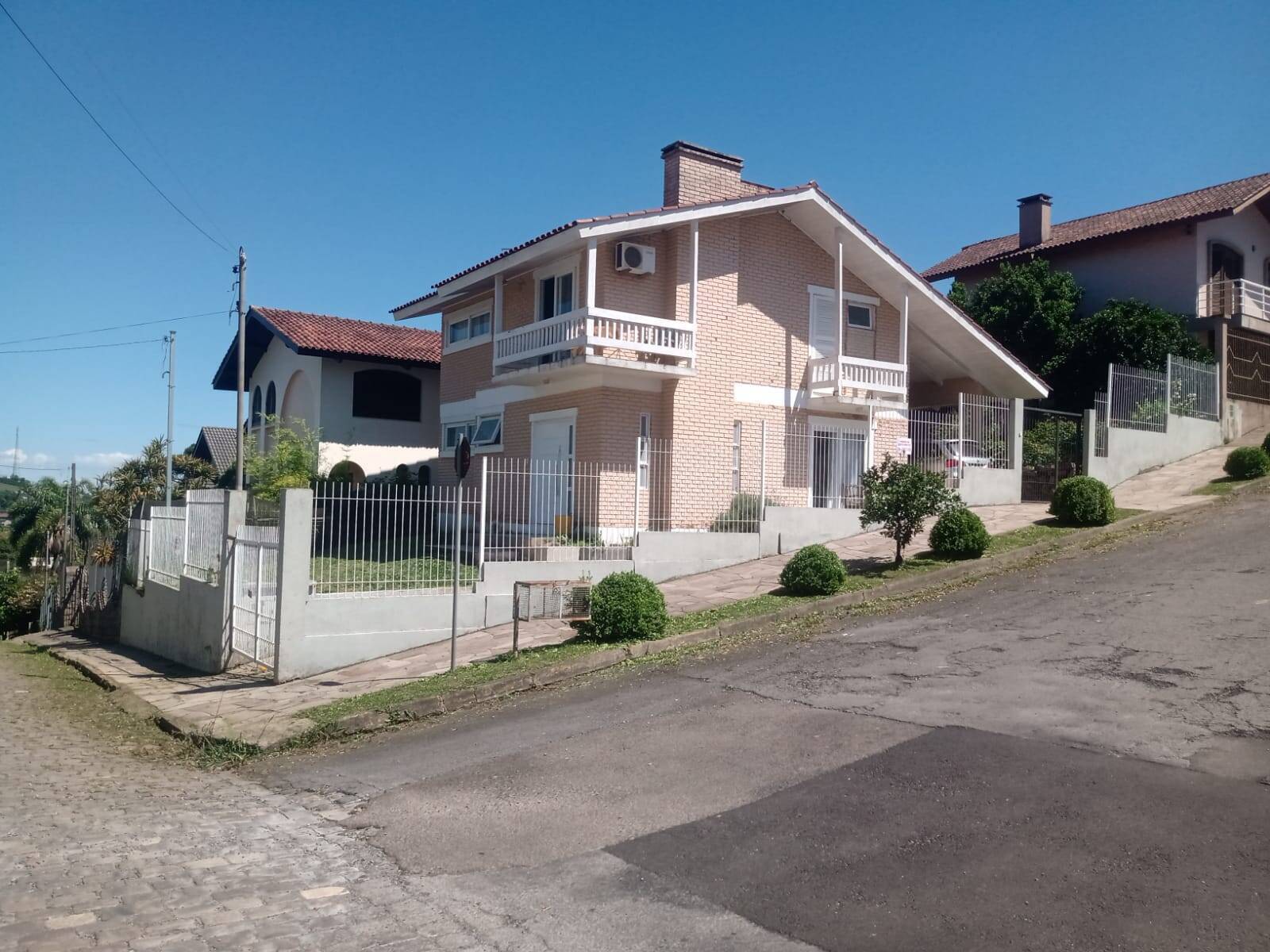 #291 - Casa para Venda em Flores da Cunha - RS