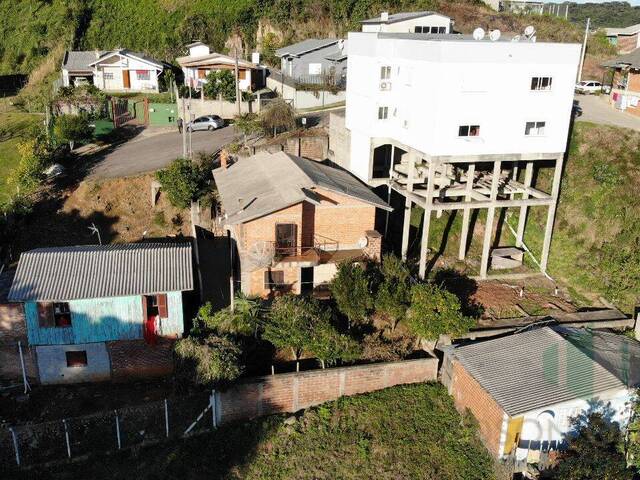 #261 - Casa para Venda em Flores da Cunha - RS