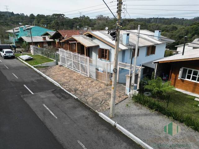 #326 - Casa para Venda em Flores da Cunha - RS - 2