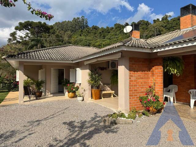 Casa para Venda em Flores da Cunha - 4